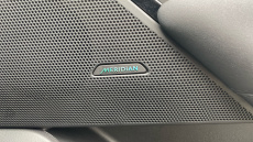 Land Rover Range Rover Velar 2.0 D200 MHEV Dynamic SE 5dr Auto Diesel Estate